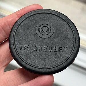 🎈2/$30 - Le Creuset Black Phenolic Knob - Large